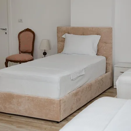 Hotel Riviera Hotel-city Center Vlorë