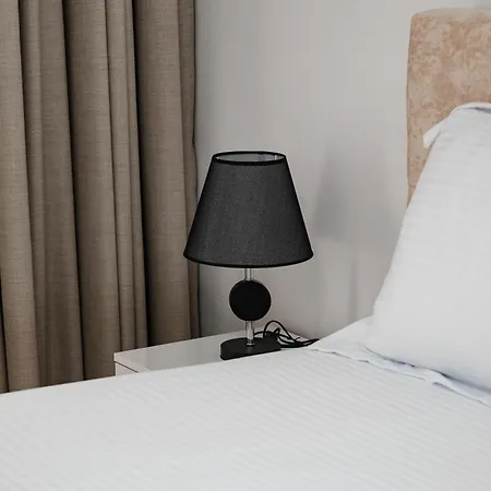 Riviera Hotel-city Center Hotel
